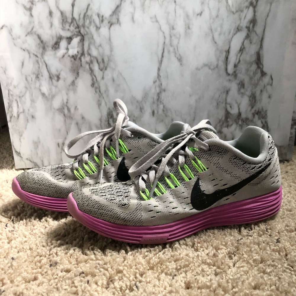 Nike Lunarlon Sneakers
